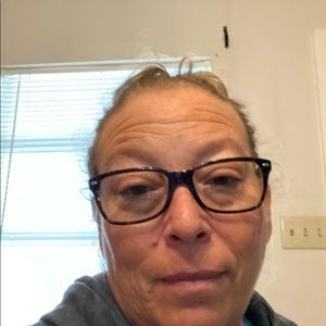 Meet your Posher, Shellie